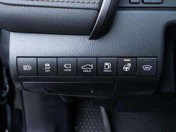 Toyota Camry VIII (XV70) с пробегом 2020 года, цена 2 945 000 рублей, 133596 км, седан, Автокод Объявления