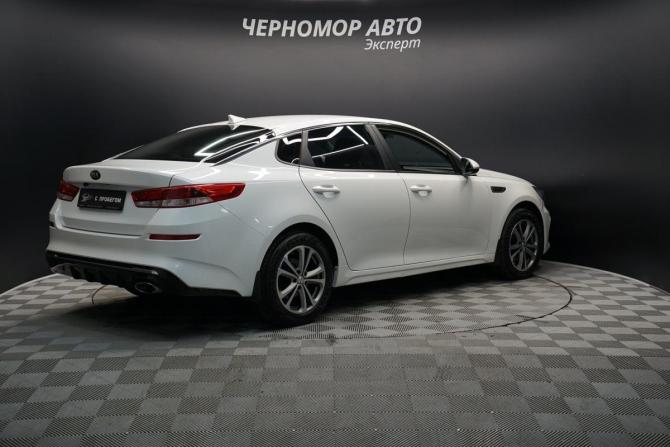 Kia Optima IV Рестайлинг с пробегом 2018 года, цена 1 777 000 рублей, 174000 км, седан, Автокод Объявления