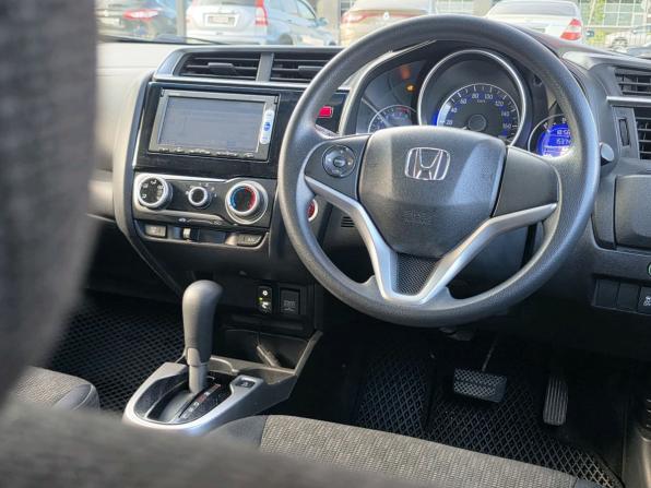 Honda Fit III с пробегом 2014 года, цена 788 000 рублей, 153745 км, хэтчбек, Автокод Объявления