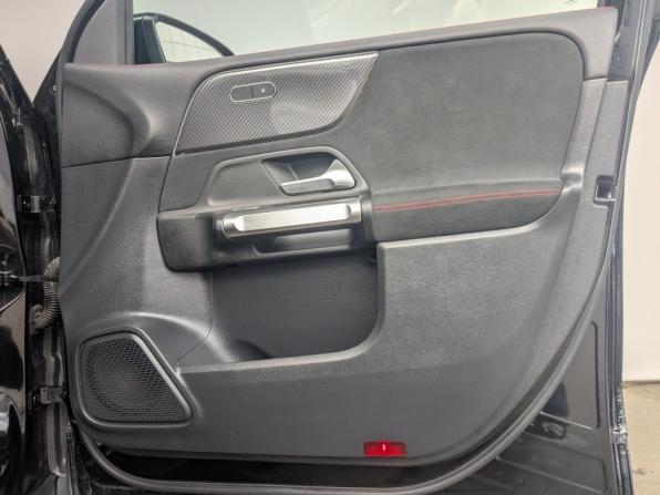 Mercedes-Benz GLB I (X247) с пробегом 2021 года, цена 4 145 000 рублей, 64051 км, внедорожник, Автокод Объявления