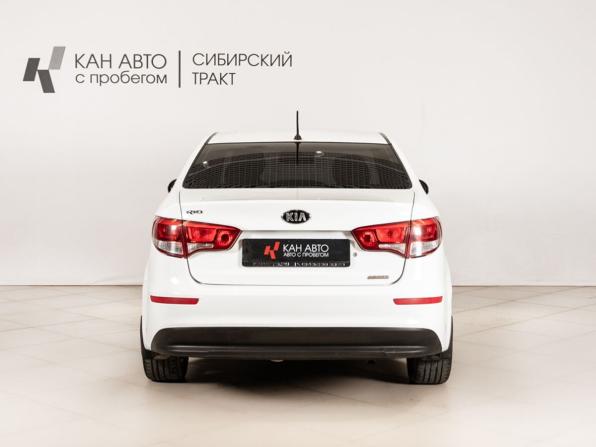 Kia Rio III Рестайлинг с пробегом 2016 года, цена 980 000 рублей, 175600 км, седан, Автокод Объявления