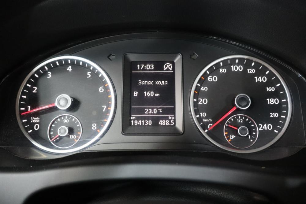 Volkswagen Tiguan I Рестайлинг Санкт-Петербург  - изображение 16