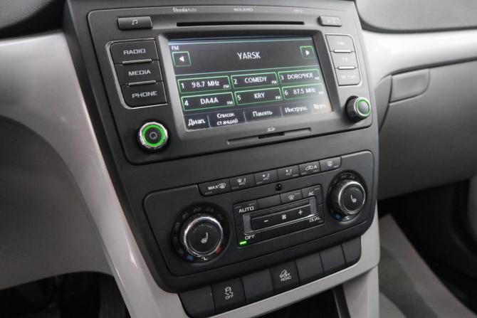Skoda Yeti I с пробегом 2011 года, цена 959 000 рублей, 197800 км, внедорожник, Автокод Объявления