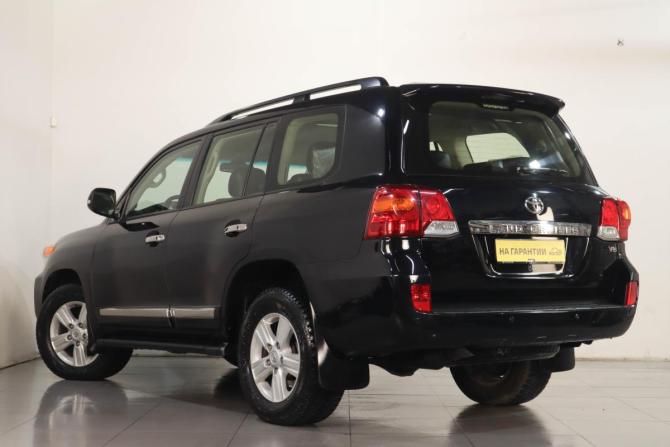 Toyota Land Cruiser 200 Series Рестайлинг 1 с пробегом 2012 года, цена 3 749 000 рублей, 199000 км, внедорожник, Автокод Объявления