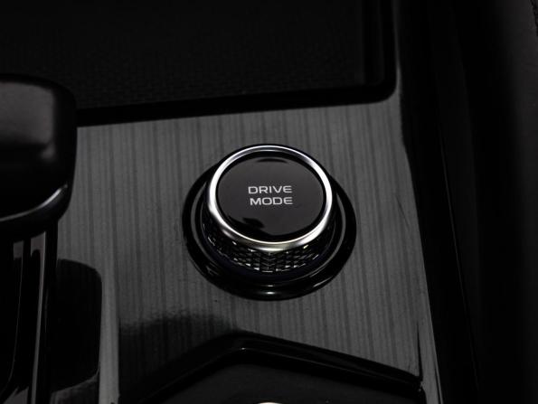 Geely Monjaro I с пробегом 2023 года, цена 3 299 000 рублей, 42136 км, внедорожник, Автокод Объявления