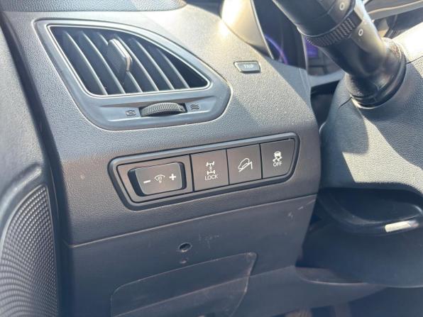 Hyundai ix35 I с пробегом 2010 года, цена 900 000 рублей, 278674 км, внедорожник, Автокод Объявления
