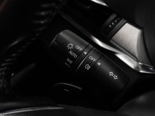 Mazda 6 III (GJ) Рестайлинг 2 с пробегом 2021 года, цена 3 050 000 рублей, 89414 км, седан, Автокод Объявления