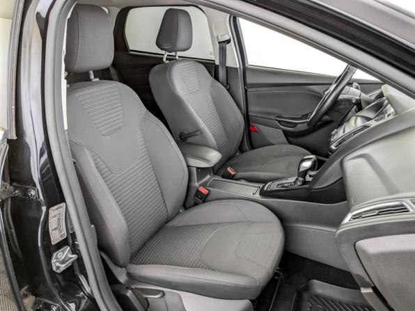 Ford Focus III Рестайлинг с пробегом 2017 года, цена 1 180 000 рублей, 142270 км, универсал, Автокод Объявления