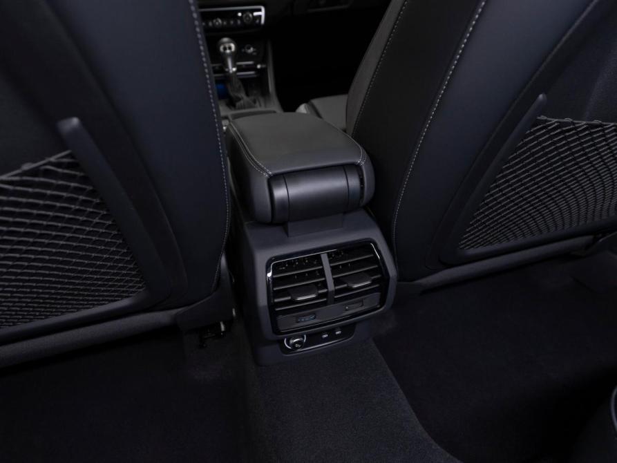 Audi Q3 II (F3) Москва  - изображение 14