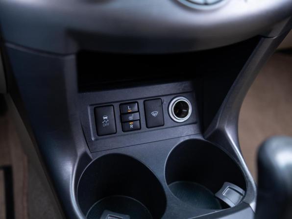 Toyota RAV4 III (XA30) Рестайлинг с пробегом 2012 года, цена 1 299 000 рублей, 221373 км, внедорожник, Автокод Объявления