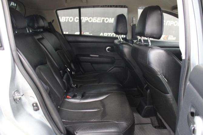 Nissan Tiida I с пробегом 2010 года, цена 735 000 рублей, 191040 км, хэтчбек, Автокод Объявления