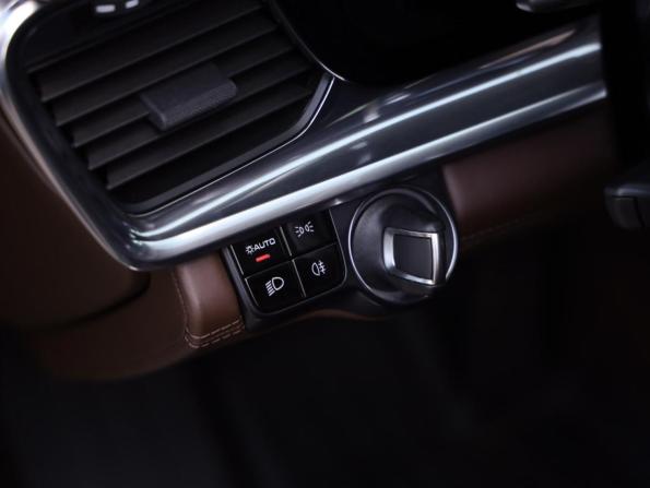 Porsche Panamera II с пробегом 2020 года, цена 8 999 999 рублей, 50925 км, лифтбек, Автокод Объявления