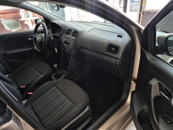 Volkswagen Polo V с пробегом 2015 года, цена 799 000 рублей, 94799 км, седан, Автокод Объявления