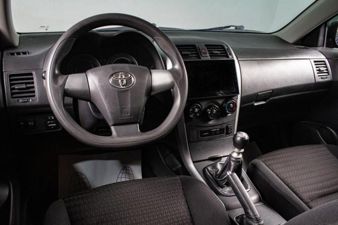 Toyota Corolla X (E140 E150) Рестайлинг с пробегом 2012 года, цена 1 079 000 рублей, 260000 км, седан, Автокод Объявления