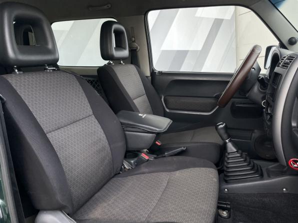 Suzuki Jimny III Рестайлинг 1 с пробегом 2007 года, цена 948 000 рублей, 162927 км, внедорожник, Автокод Объявления
