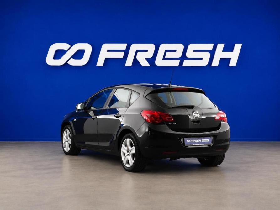 Opel Astra J Москва  - изображение 2