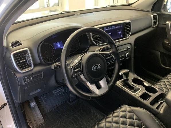 Kia Sportage IV Рестайлинг с пробегом 2022 года, цена 2 570 500 рублей, 42008 км, внедорожник, Автокод Объявления