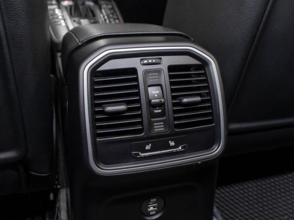 Porsche Macan I с пробегом 2016 года, цена 3 140 000 рублей, 102352 км, внедорожник, Автокод Объявления
