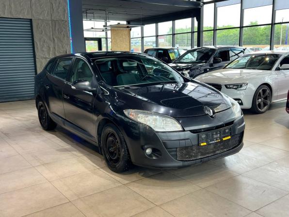 Renault Megane III с пробегом 2010 года, цена 560 000 рублей, 520000 км, хэтчбек, Автокод Объявления