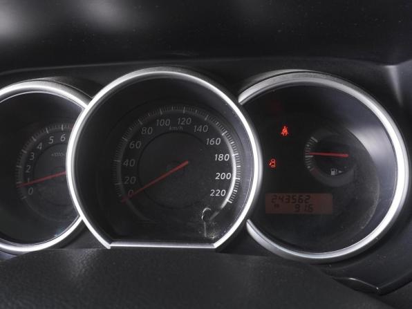 Nissan Tiida I Рестайлинг с пробегом 2010 года, цена 720 000 рублей, 243562 км, хэтчбек, Автокод Объявления
