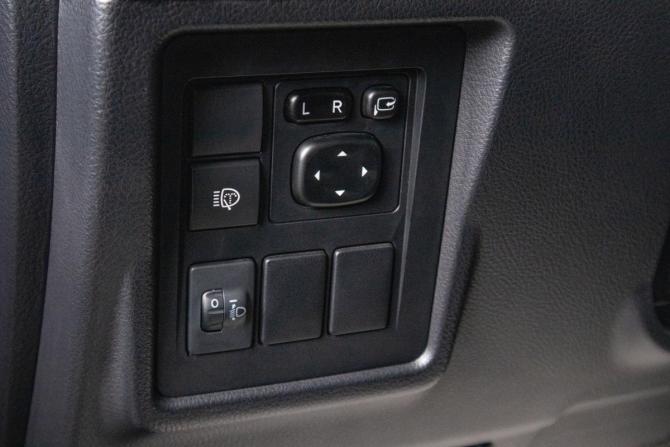 Toyota Land Cruiser Prado 150 Series Рестайлинг 3 с пробегом 2021 года, цена 5 999 000 рублей, 69200 км, внедорожник, Автокод Объявления