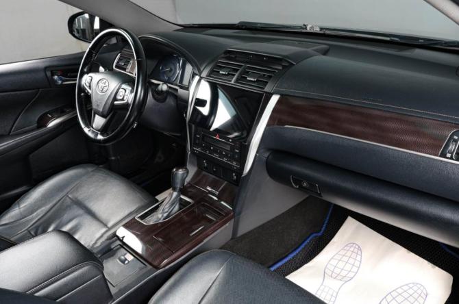 Toyota Camry VII (XV50) Рестайлинг с пробегом 2016 года, цена 1 999 000 рублей, 220000 км, седан, Автокод Объявления