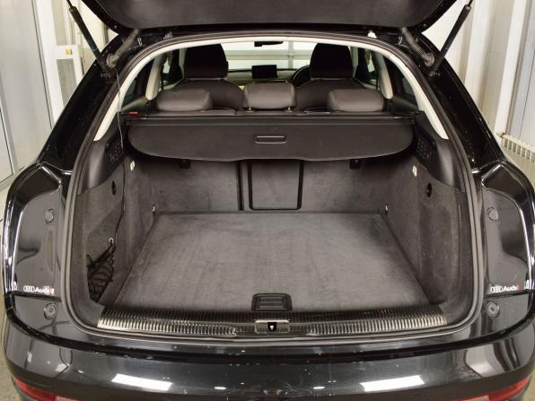 Audi Q3 I (8U) Рестайлинг с пробегом 2016 года, цена 1 849 995 рублей, 72523 км, внедорожник, Автокод Объявления
