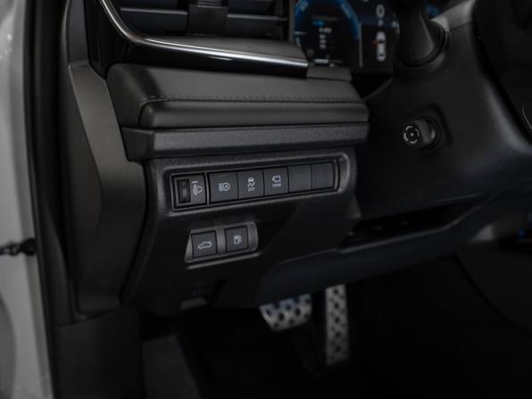 Toyota Camry IX (XV80) China Market с пробегом 2026 года, цена 4 400 000 рублей, 50 км, седан, Автокод Объявления