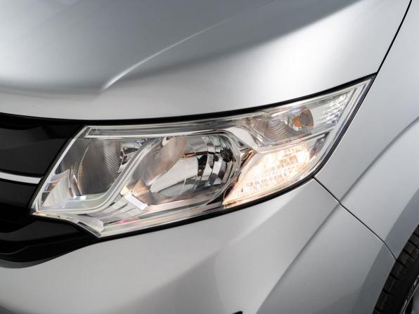 Honda Stepwgn V с пробегом 2017 года, цена 1 950 000 рублей, 48460 км, минивэн, Автокод Объявления