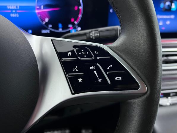 Mercedes-Benz V-Класс III (W447) Рестайлинг 2 с пробегом 2024 года, цена 10 899 000 рублей, 9692 км, минивэн, Автокод Объявления