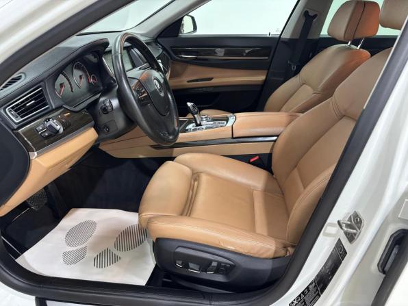 BMW 7 серии V (F01/F02/F04) Рестайлинг с пробегом 2012 года, цена 2 430 000 рублей, 196108 км, седан, Автокод Объявления