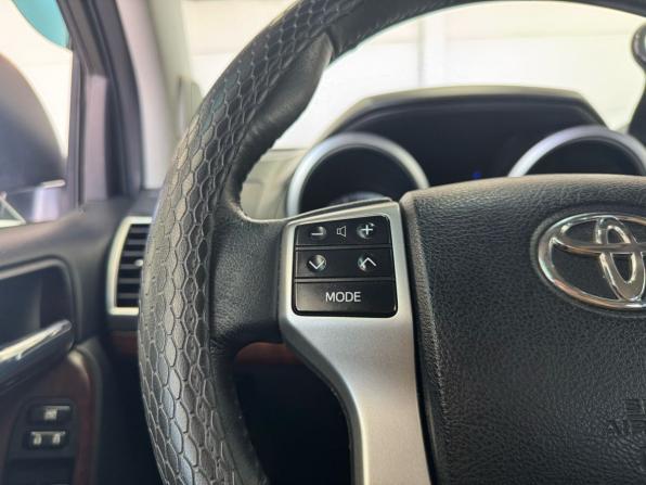 Toyota Land Cruiser Prado 150 Series Рестайлинг 1 с пробегом 2016 года, цена 4 450 000 рублей, 94042 км, внедорожник, Автокод Объявления
