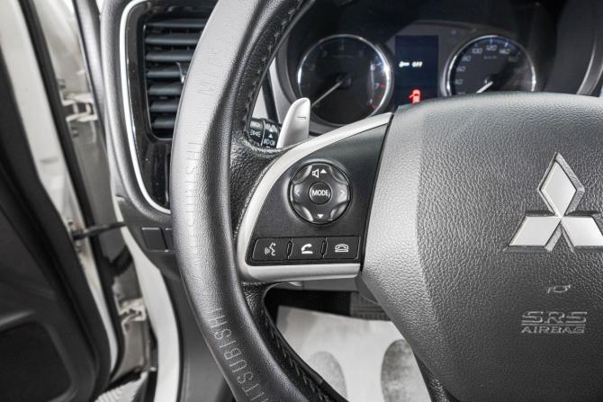 Mitsubishi Outlander III с пробегом 2013 года, цена 1 689 000 рублей, 198000 км, внедорожник, Автокод Объявления