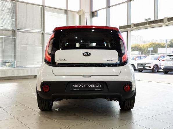 Kia Soul II Рестайлинг с пробегом 2018 года, цена 1 370 000 рублей, 146939 км, хэтчбек, Автокод Объявления