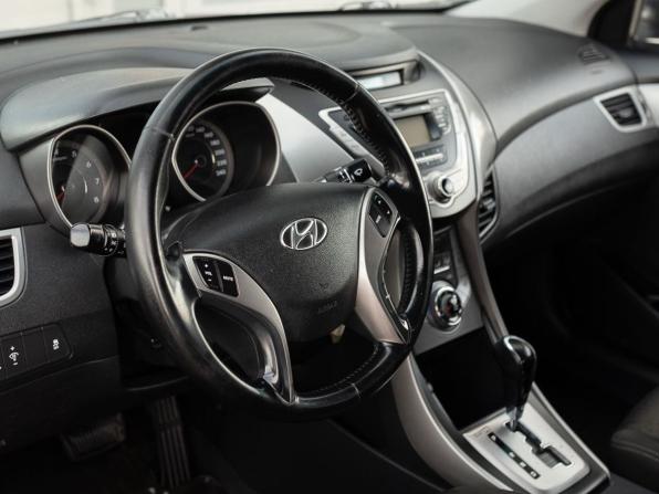 Hyundai Elantra V (MD) с пробегом 2012 года, цена 970 000 рублей, 128386 км, седан, Автокод Объявления