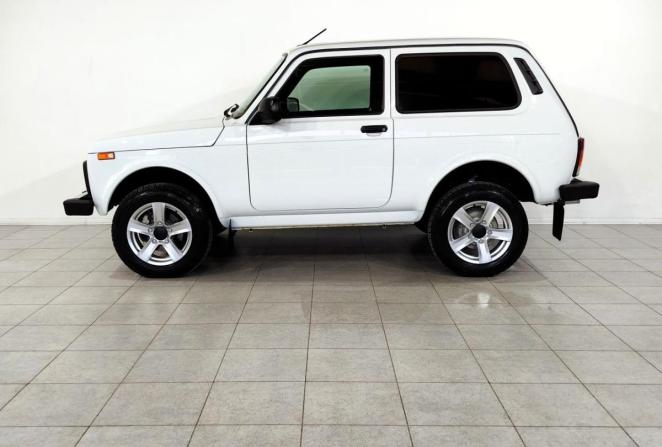 Lada (ВАЗ) Niva Legend с пробегом 2024 года, цена 980 000 рублей, 15943 км, внедорожник, Автокод Объявления
