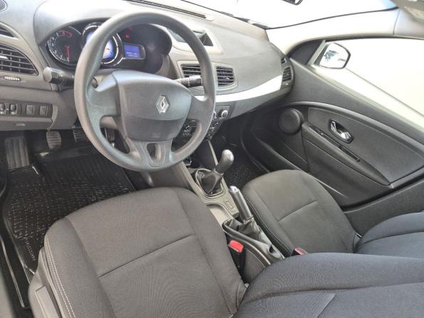 Renault Megane III Рестайлинг 2 с пробегом 2015 года, цена 869 000 рублей, 104030 км, хэтчбек, Автокод Объявления