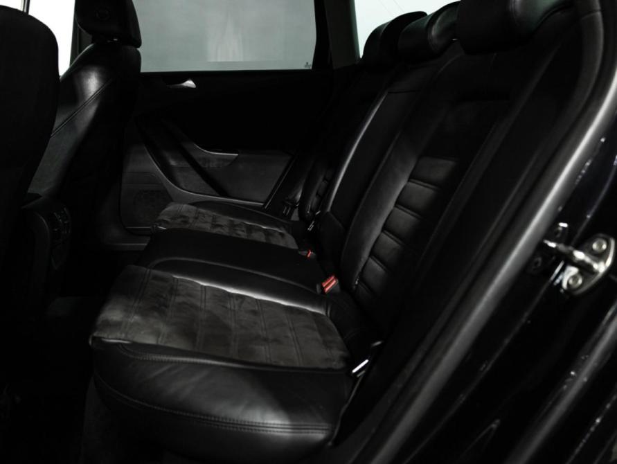 Volkswagen Passat B6 Санкт-Петербург  - изображение 11