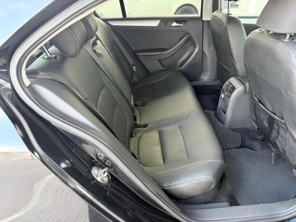 Volkswagen Jetta VI с пробегом 2013 года, цена 799 000 рублей, 268000 км, седан, Автокод Объявления