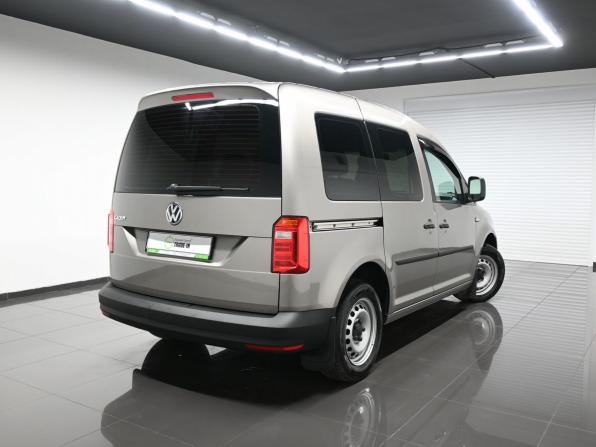 Volkswagen Caddy IV с пробегом 2020 года, цена 1 575 000 рублей, 203520 км, компактвэн, Автокод Объявления
