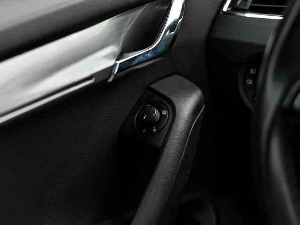 Skoda Octavia III (A7) Рестайлинг с пробегом 2017 года, цена 1 590 000 рублей, 122864 км, универсал, Автокод Объявления