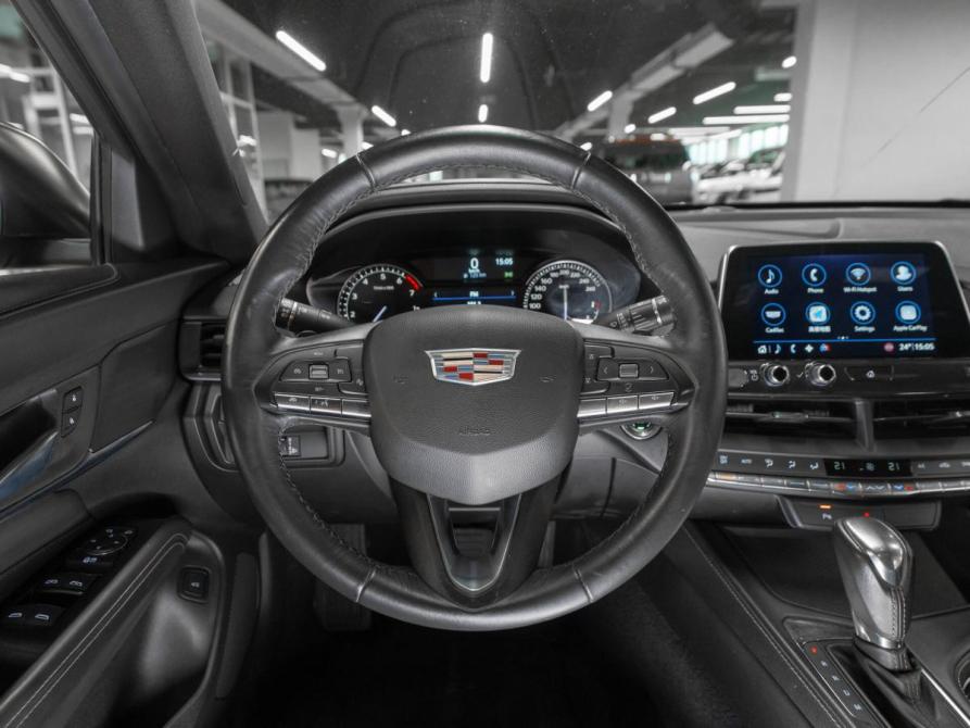 Cadillac CT4 I Москва  - изображение 11
