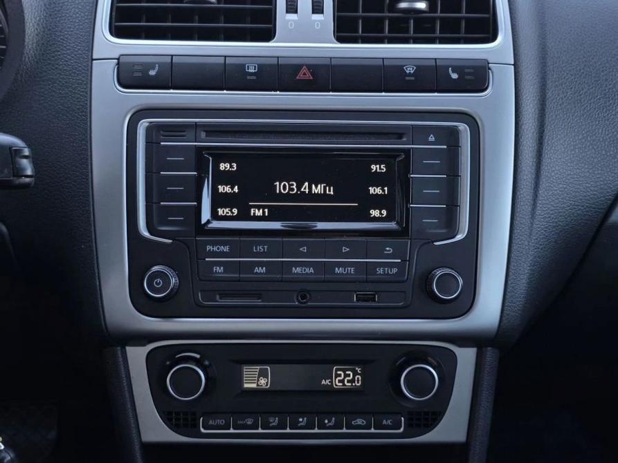 Volkswagen Polo V Рестайлинг Санкт-Петербург  - изображение 15