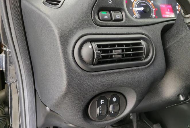 Lada (ВАЗ) Niva Travel I с пробегом 2023 года, цена 960 000 рублей, 10500 км, внедорожник, Автокод Объявления
