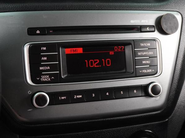 Kia Rio III Рестайлинг с пробегом 2016 года, цена 949 000 рублей, 110305 км, седан, Автокод Объявления