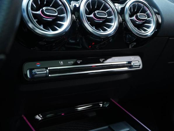 Mercedes-Benz GLA AMG II (H247) с пробегом 2021 года, цена 4 651 444 рубля, 36680 км, внедорожник, Автокод Объявления