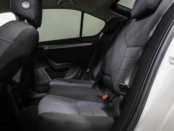 Skoda Octavia III (A7) с пробегом 2014 года, цена 1 234 500 рублей, 251000 км, лифтбек, Автокод Объявления