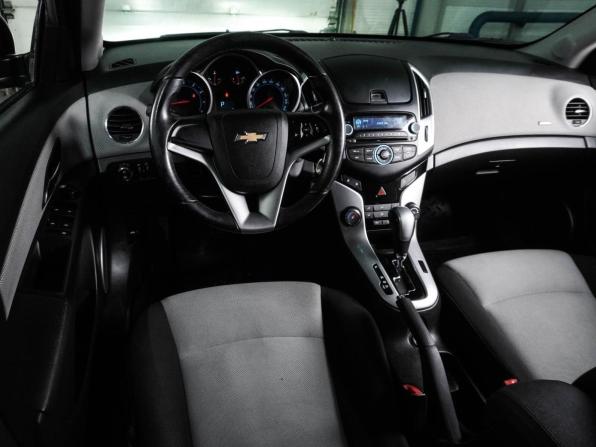 Chevrolet Cruze I Рестайлинг с пробегом 2013 года, цена 819 000 рублей, 209339 км, хэтчбек, Автокод Объявления