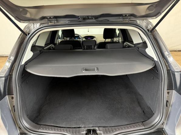 Ford Focus III с пробегом 2012 года, цена 830 000 рублей, 195120 км, универсал, Автокод Объявления