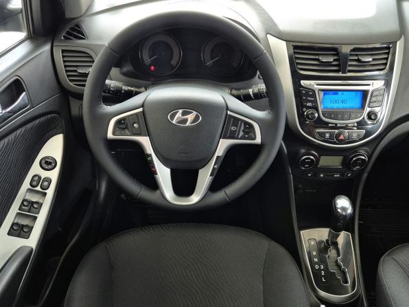 Hyundai Solaris I с пробегом 2012 года, цена 969 000 рублей, 79304 км, седан, Автокод Объявления